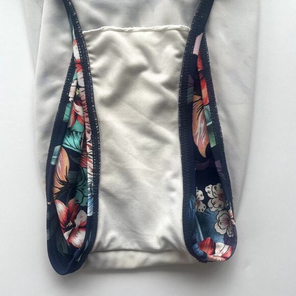 VENUS SZ18 Floral Bikini Bottom - Picture 5 of 5